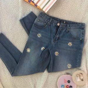 High Waist Crystal Embellished Mom Jeans